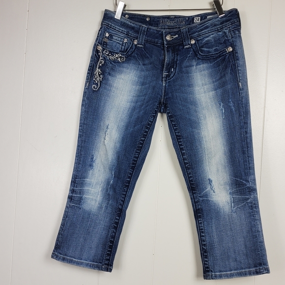 Miss Me embroidered studded rhinestone cropped jeans JE34GC4 size 28 - Picture 2 of 14